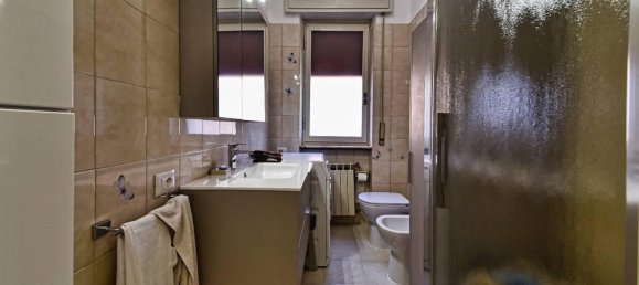 Apartamento de 3 habitaciónes en Senago, Italy No. 330343 10