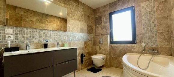 4 bedrooms House in Chalon-sur-Saone, France No. 353593 7