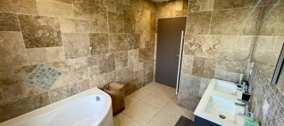 4 bedrooms House in Chalon-sur-Saone, France No. 353593 6