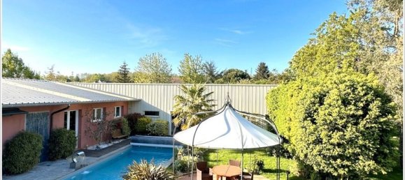 5 bedrooms House in Chuisnes, France No. 84573 14