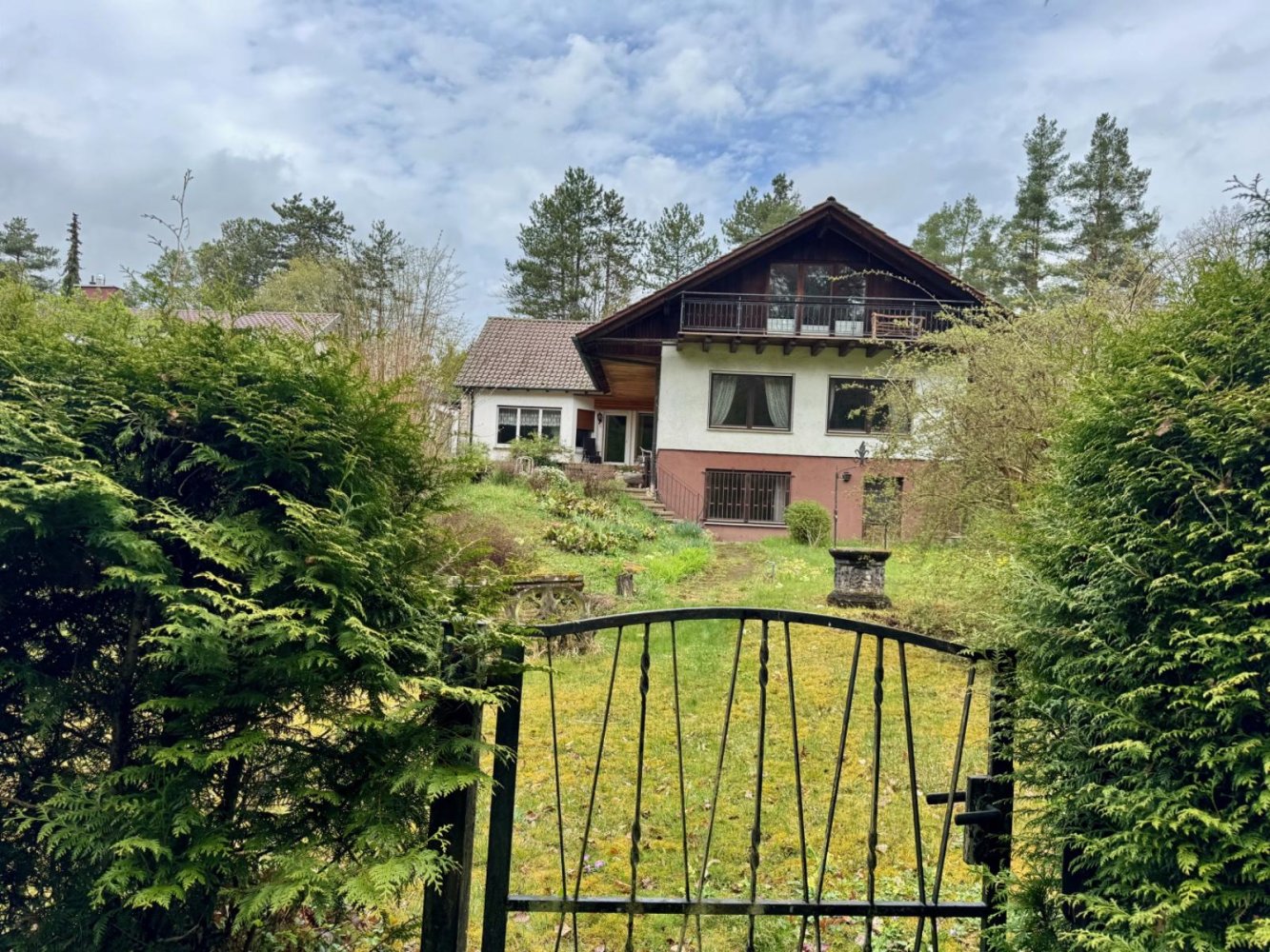 Таунхаус с 8 комнатами в Boblingen, Германия № 247633