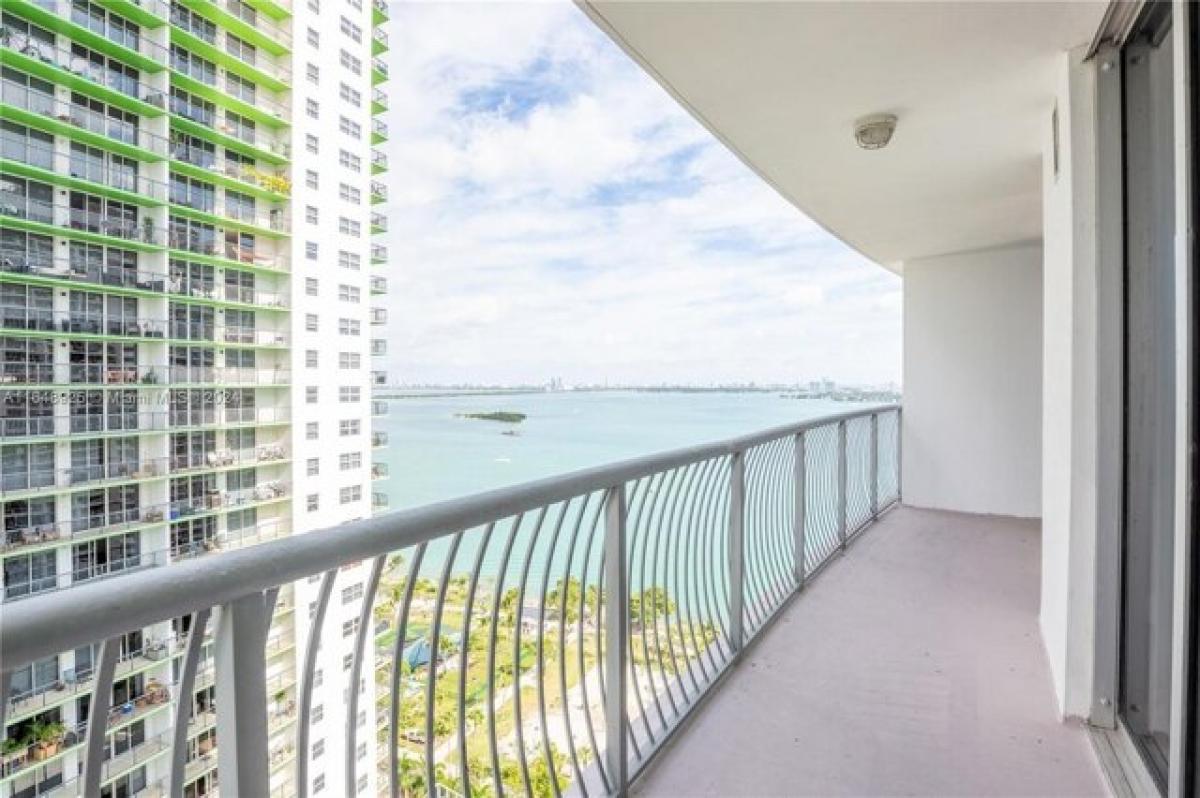 Studio in Miami, USA No. 261437