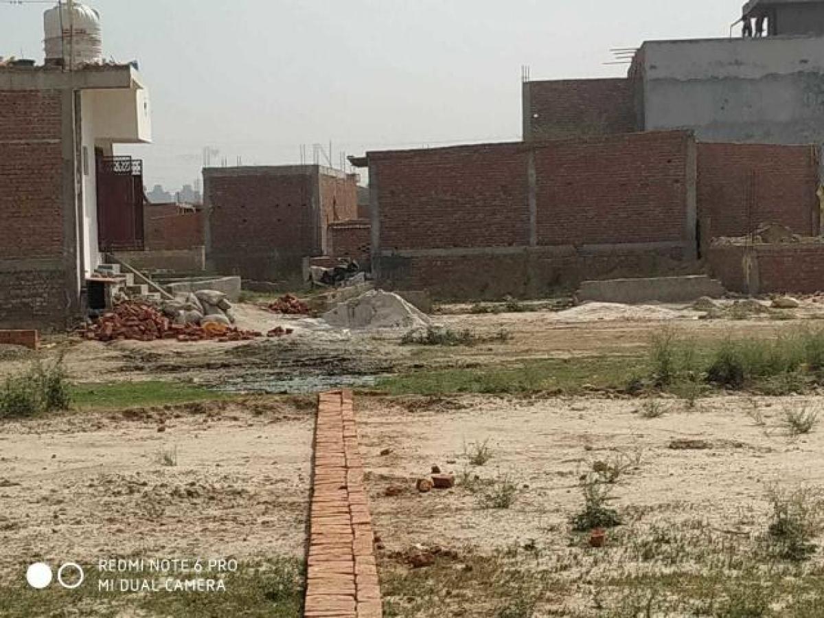  Land in Noida, India No. 36886