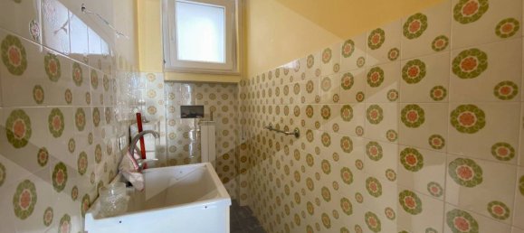 5 rooms Apartment in San Severo, Italy No. 24659 12