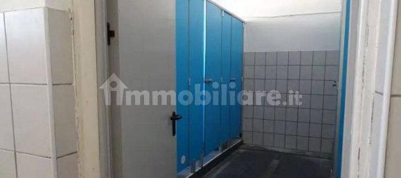 Склад с 5 комнатами в Галларате, Италия № 179733 17