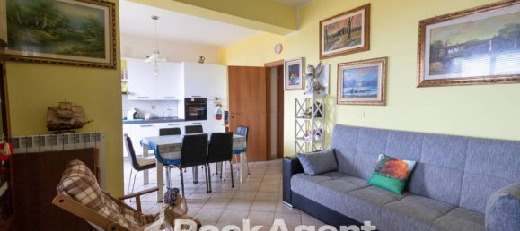 2 bedrooms Apartment in Gasperina, Italy No. 186674 8