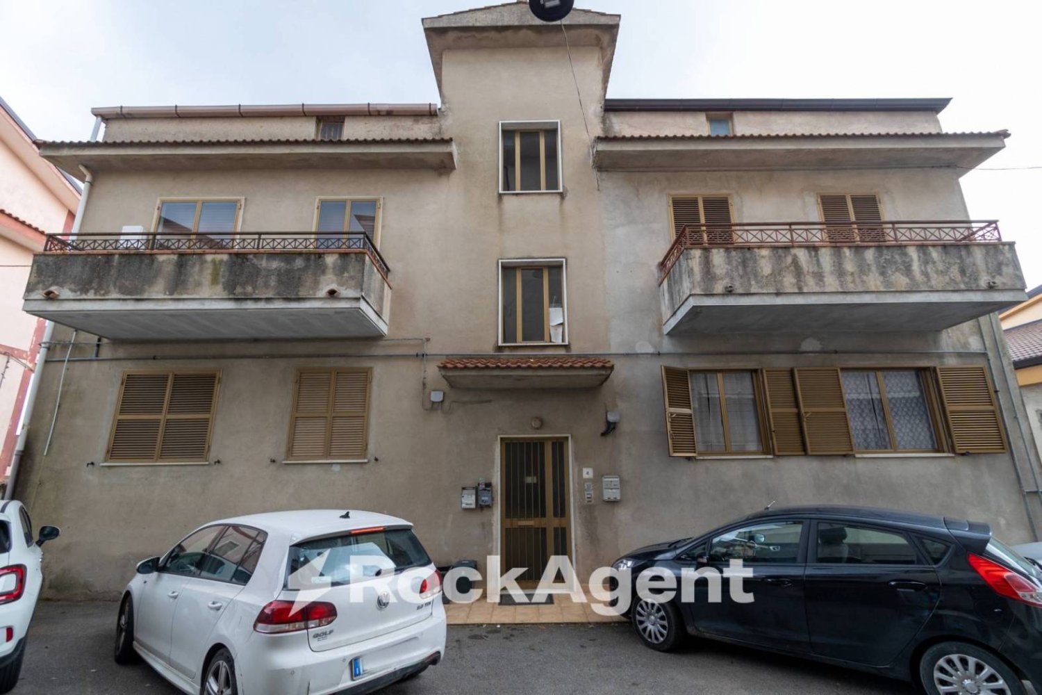 2 bedrooms Apartment in Gasperina, Italy No. 186674