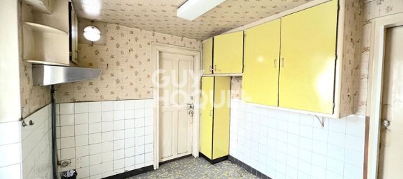 3 bedrooms House in Chevreuse, France No. 161780 17