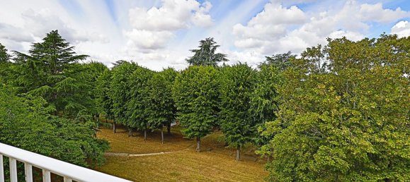 4 bedrooms Apartment in Chambourcy, France No. 185498 2