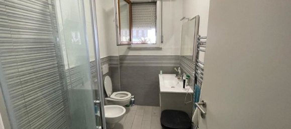2-salle Appartement à Massa, Italy No. 216050 4