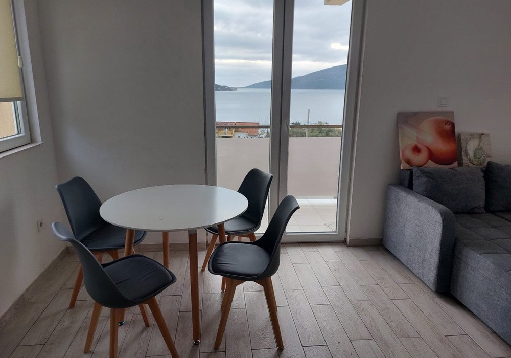53m² Apartment in Herceg Novi, Montenegro No. 1722