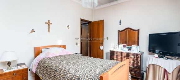 3 bedrooms Villa in Cascais, Portugal No. 104129 25