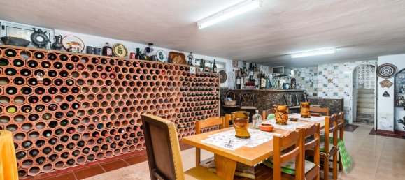 3 bedrooms Villa in Cascais, Portugal No. 104129 28