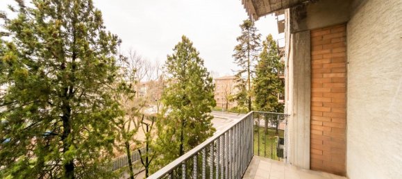 3 rooms Apartment in Parma, Italy No. 28320 22