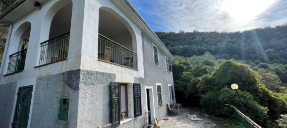 5 rooms House in Imperia, Italy No. 286609 3