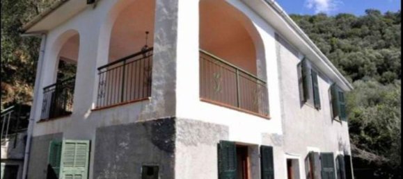 5 rooms House in Imperia, Italy No. 286609 2