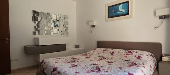 4 bedrooms Apartment in Macerata, Italy No. 338465 10