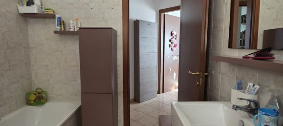 4 bedrooms Apartment in Macerata, Italy No. 338465 13