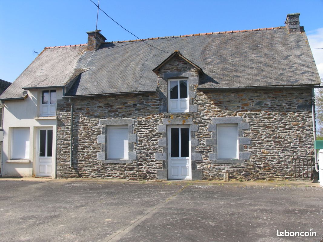 7-salle Maison à Tréal, France No. 323375