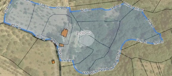 21000m² Land in Luzzi, Italy No. 299005 13