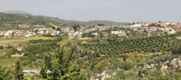 540m² Property in Heraklion, Greece No. 3617 5