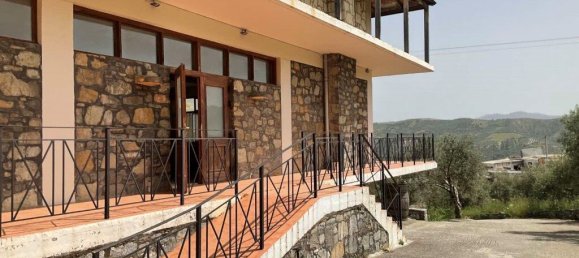 540m² Property in Heraklion, Greece No. 3617 2
