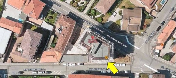 2 Schlafzimmer Wohnung in Busto Arsizio, Italy, Nr. 9775 14