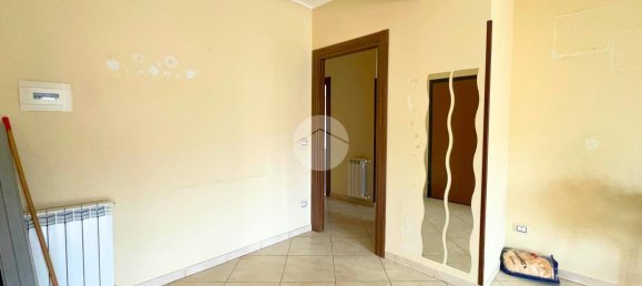 3 rooms Apartment in Palermo, Italy No. 39316 16