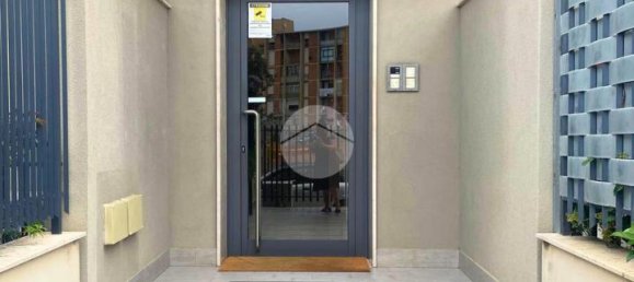 3 rooms Apartment in Palermo, Italy No. 39316 8