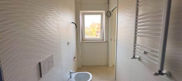 3 rooms Apartment in Assisi, Italy No. 33540 25