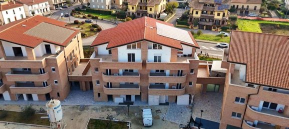 3 rooms Apartment in Assisi, Italy No. 33540 20