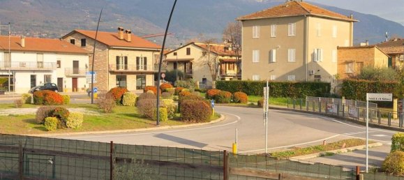 3 rooms Apartment in Assisi, Italy No. 33540 32