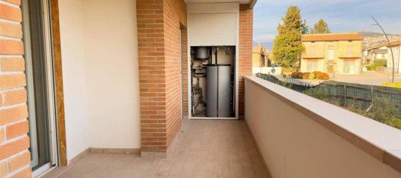 3 rooms Apartment in Assisi, Italy No. 33540 28