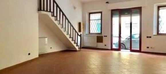 1 room Warehouse in Campi Bisenzio, Italy No. 12049 10