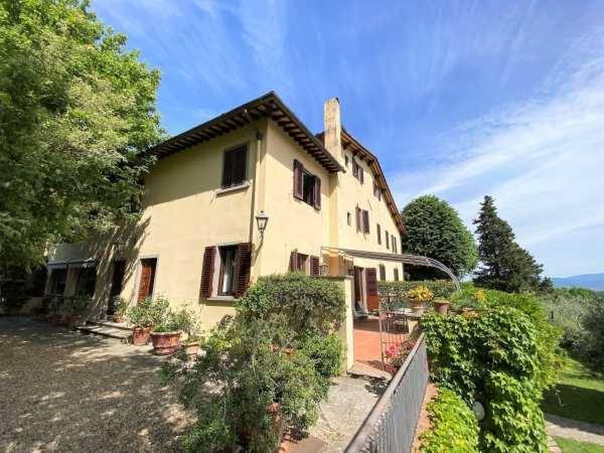 Apartamento de 6 dormitorios en Bagno a Ripoli, Italy No. 850
