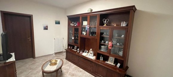 4 rooms Duplex in Ponsacco, Italy No. 18268 6