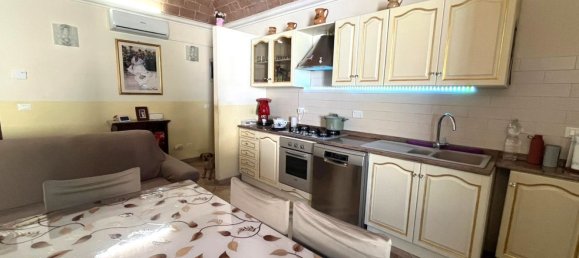 4 rooms Duplex in Ponsacco, Italy No. 18268 4