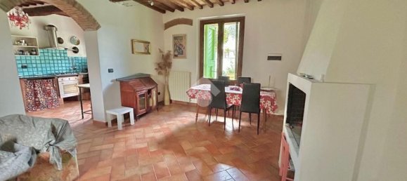 5 rooms House in Cascina, Italy No. 47635 6