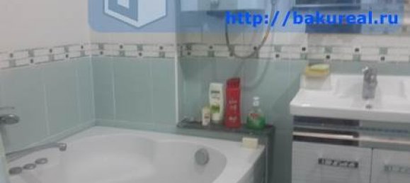 3 bedrooms Apartment in Baku, Azerbaijan No. 195 10