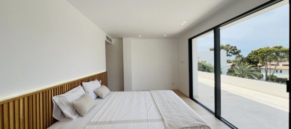 4 bedrooms Villa in Santa Ponsa, Spain No. 14647 9