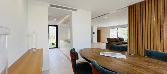 4 bedrooms Villa in Santa Ponsa, Spain No. 14647 6