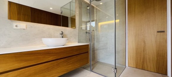 4 bedrooms Villa in Santa Ponsa, Spain No. 14647 12