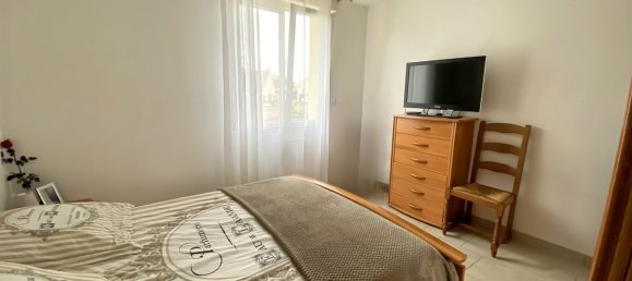 3 bedrooms House in Soissons, France No. 252186 3