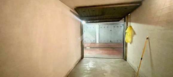 Garagem de 1 divisão em Imperia, Italy N.º 154792 5