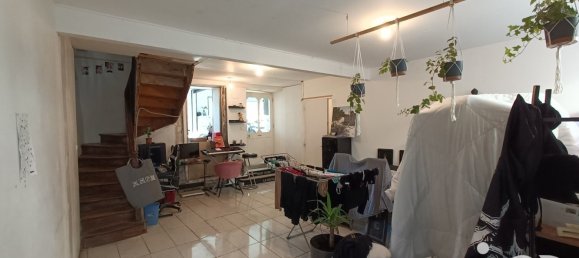 Moradia em banda T4 em Saint-Loup-Lamaire, France N.º 110605 3