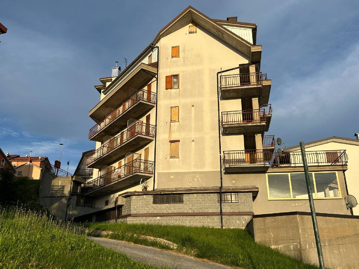 1 bedroom Apartment in Frabosa Sottana, Italy No. 296931