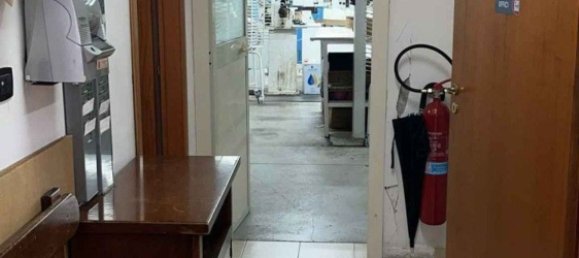 1440m² Warehouse in Casandrino, Italy No. 374641 9