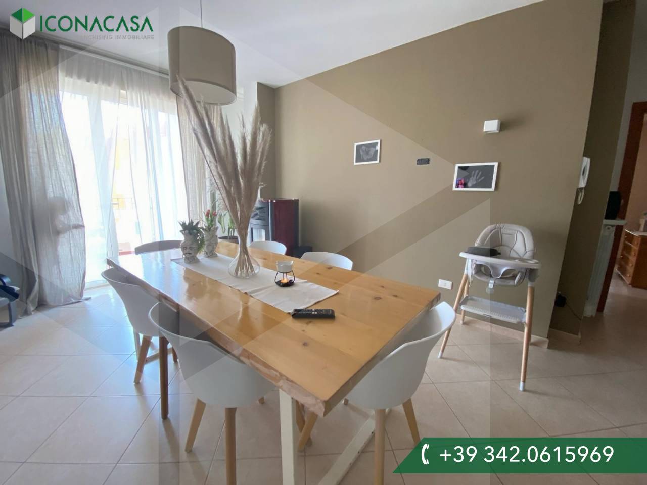 Квартира с 3 комнатами в Битонто, Италия № 21653