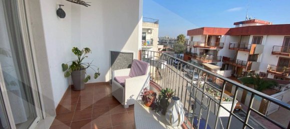 Квартира с 3 комнатами в Битонто, Италия № 21653 15