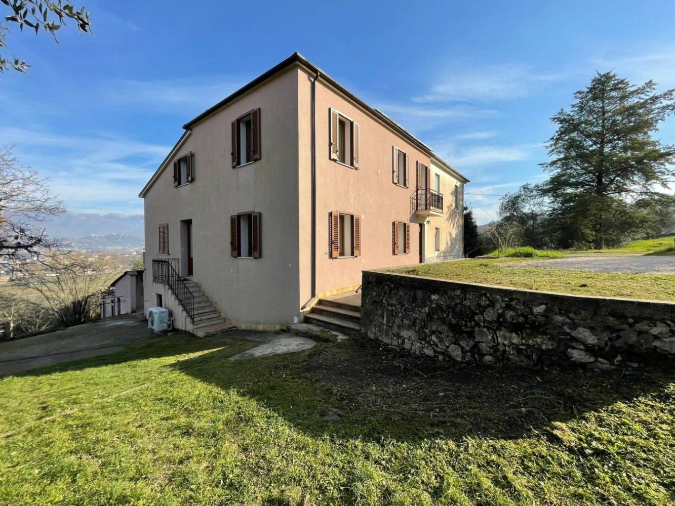 3 Schlafzimmer Haus in Isola del Liri, Italy, Nr. 52762